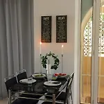 Villa 5 Pieces Et Appart. 2 Pieces Clim., Piscine Privee, Pour 10-12 Pers., Vue - Fr-1-780-3 *