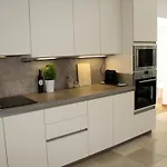 5 Pièces Et Appart. 2 Pièces Clim., Piscine Privée, Pour 10-12 Pers., Vue - Fr-1-780-3 Sainte-Maxime