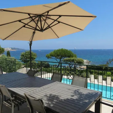 Villa 5 Pieces Et Appart. 2 Pieces Clim., Piscine Privee, Pour 10-12 Pers., Vue Sainte-Maxime