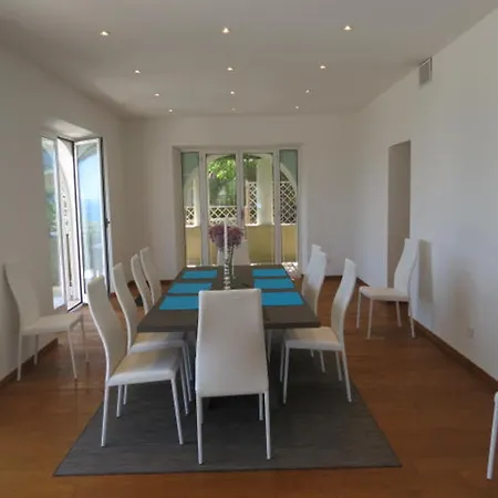 5 Pieces Et Appart. 2 Pieces Clim., Piscine Privee, Pour 10-12 Pers., Vue Villa Sainte-Maxime
