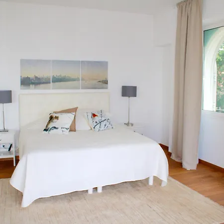 Villa 5 Pieces Et Appart. 2 Pieces Clim., Piscine Privee, Pour 10-12 Pers., Vue - Fr-1-780-3 *