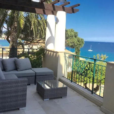5 Pieces Et Appart. 2 Pieces Clim., Piscine Privee, Pour 10-12 Pers., Vue