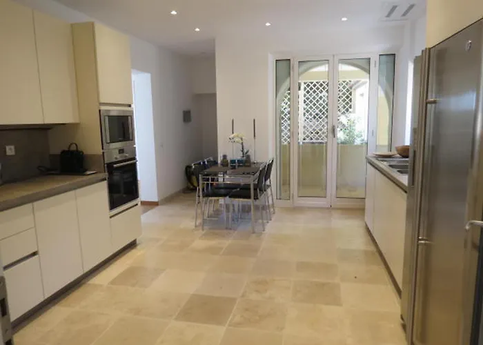 5 Pièces Et Appart. 2 Pièces Clim., Piscine Privée, Pour 10-12 Pers., Vue - Fr-1-780-3 * Sainte-Maxime